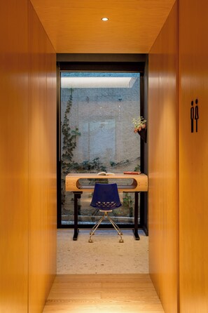 Interior - Cascais Modern Retreat | Private Courtyard (Cascais)