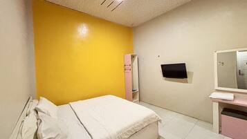 Deluxe Double Room | Premium bedding, free WiFi, bed sheets