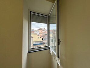 Interior - Full Apartment, Salvator Rosa - ENUMA (Napoli)