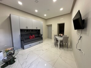 Smart TV - Full Apartment, Salvator Rosa - ENUMA (Napoli)