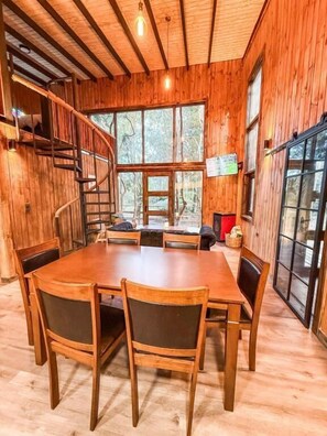 Interior detail - Cabañas Mountain Fox (Ensenada)