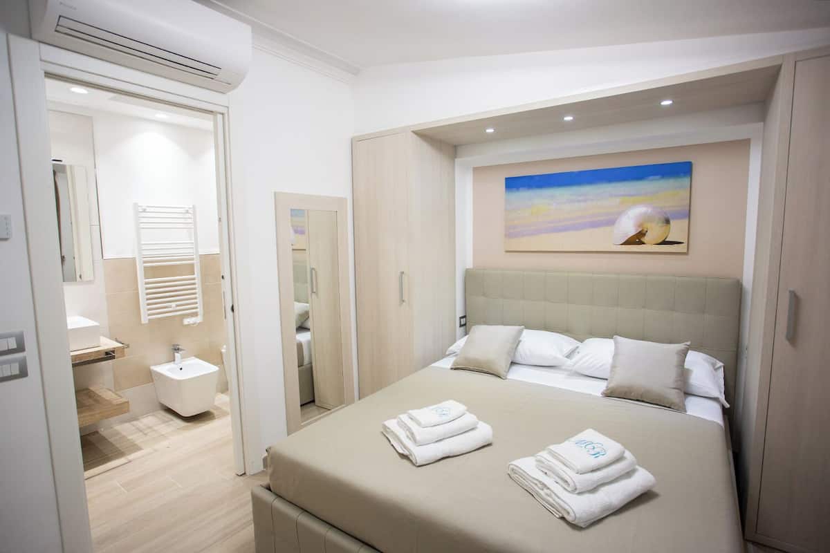 Standard Double Room, Hill View | Minibar, in-room safe, blackout drapes, WiFi (free)