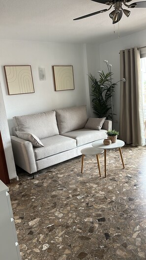 TV - Sunsands Carihuela Park 301 (Torremolinos)