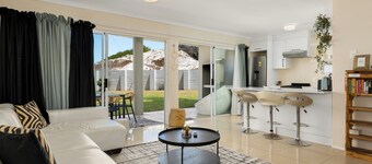 Balmoral Heights | Peaceful Coastal Getaway