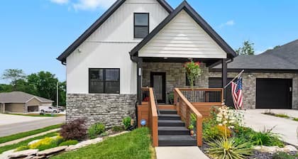 Happy Trails on Greenwood