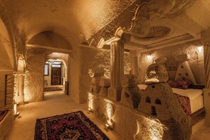 Departamento Deluxe | Ropa de cama de alta calidad y escritorio 