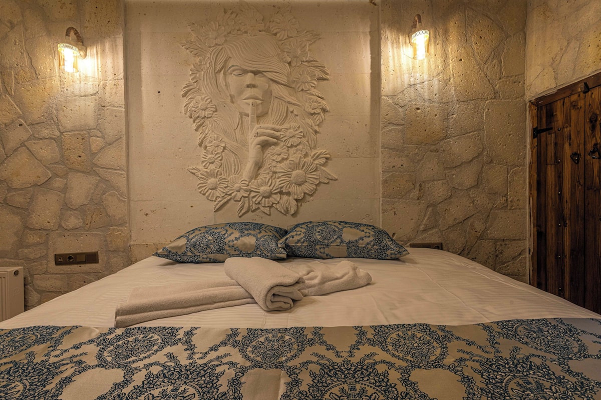 Apartamento Confort | Ropa de cama de alta calidad y escritorio