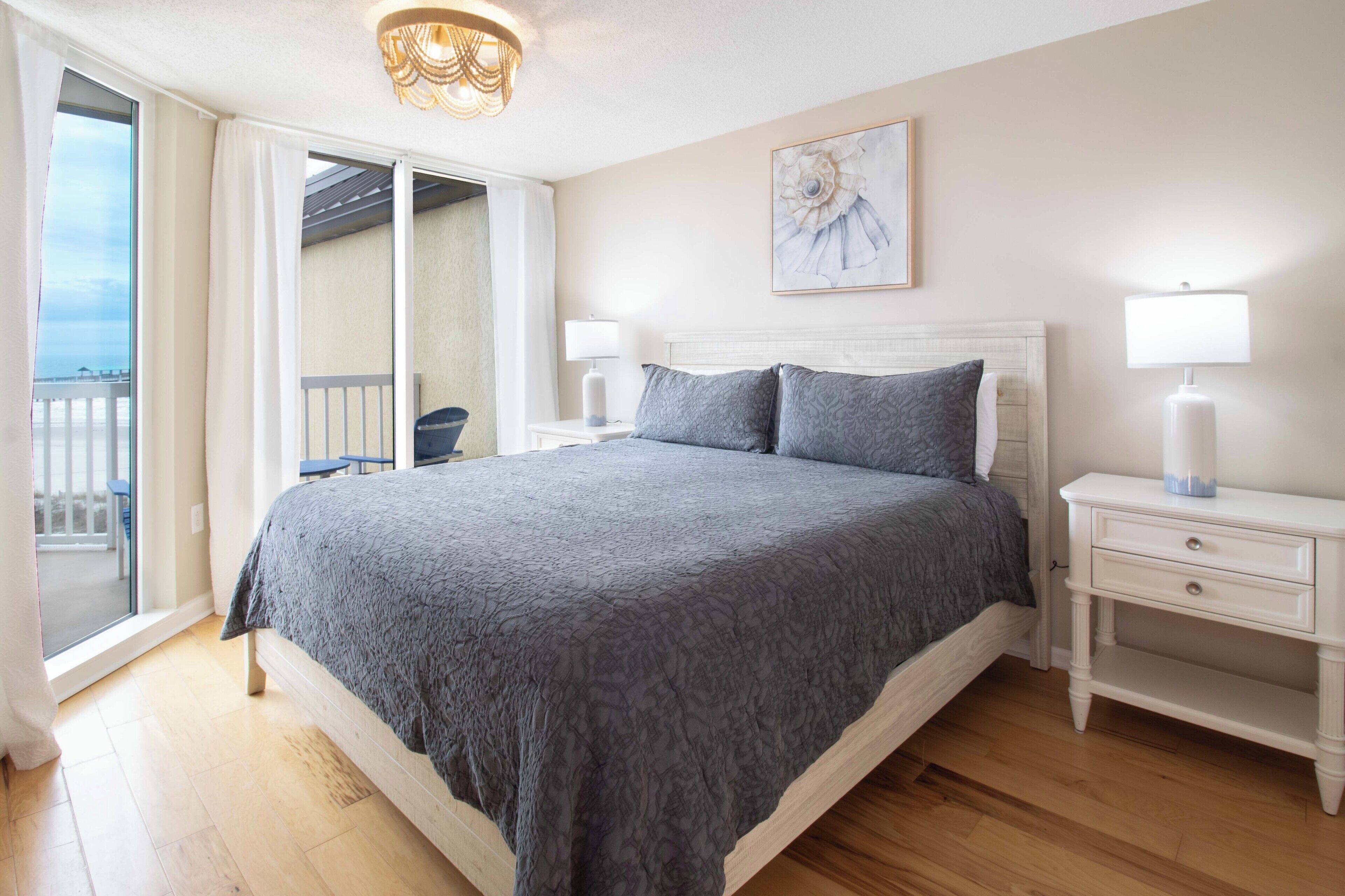 5 bedrooms, WiFi, bed sheets