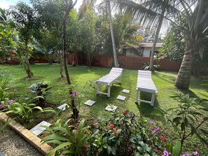 Unclassified image, 3 of 36, button - Tropical Haven 2BR Family Gateway in Hikkaduwa (Hikkaduwa)