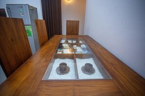 Interior - Tropical Haven 2BR Family Gateway in Hikkaduwa (Hikkaduwa)