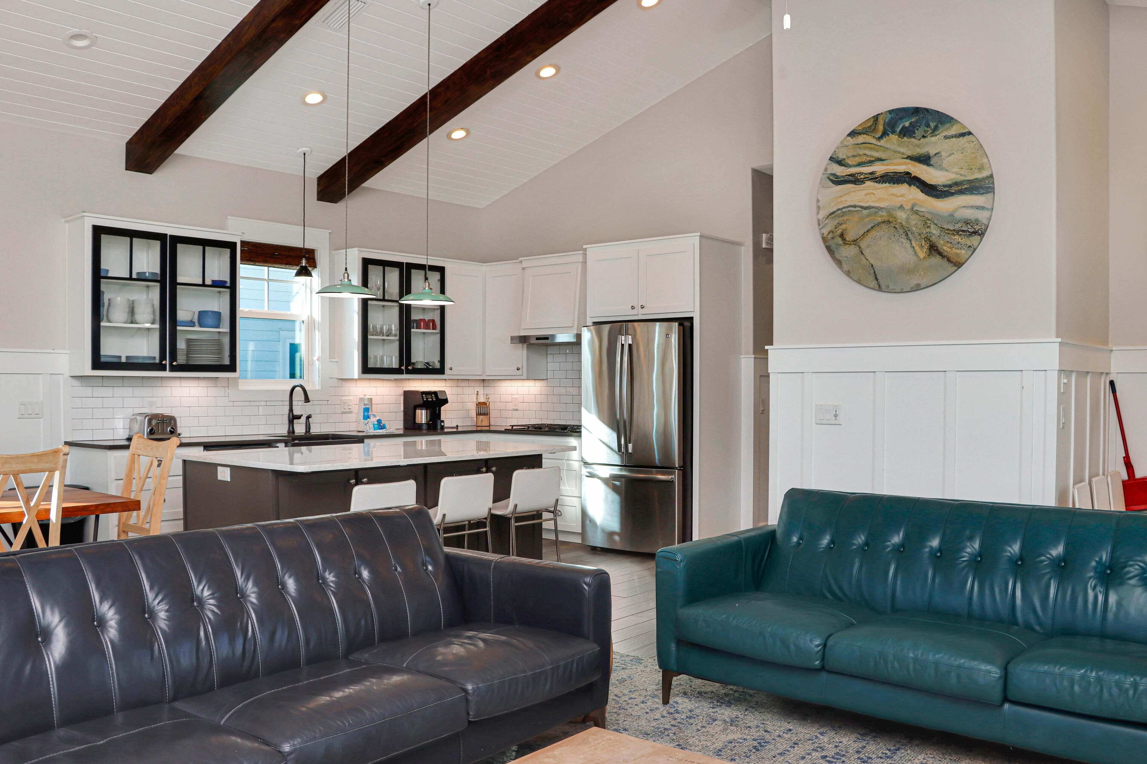 Hus - flera sängar (Southern Charm) | Vardagsrum