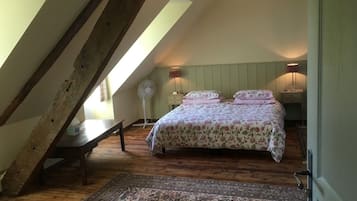 7 bedrooms, iron/ironing board, travel crib, free WiFi