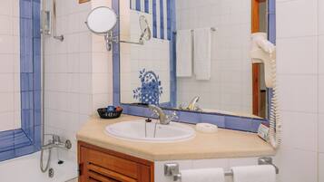 Hårtørrer, håndklæder