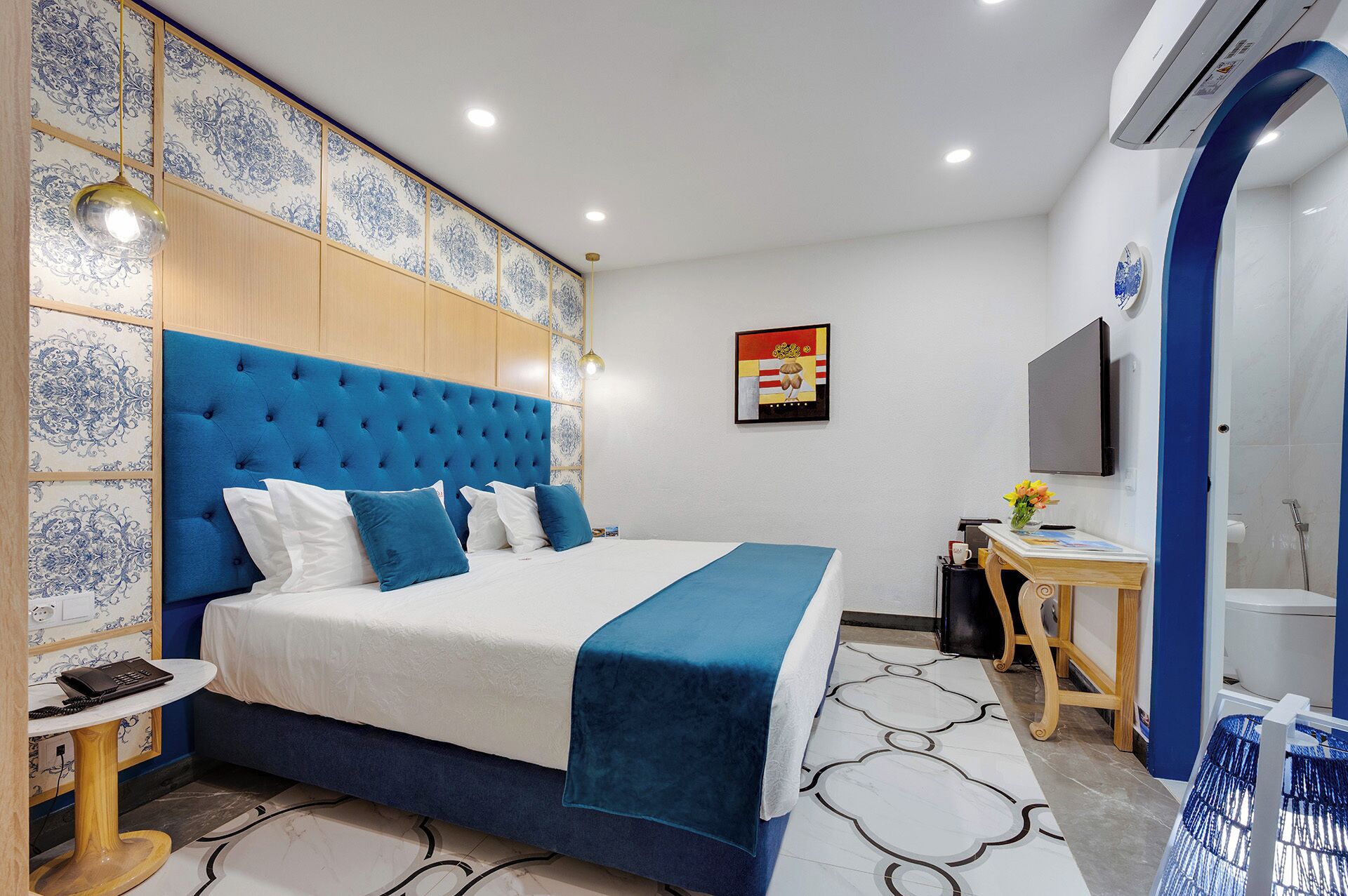 Double Room | Desk, blackout drapes, iron/ironing board, free WiFi