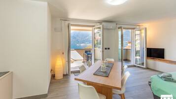 Bügeleisen/Bügelbrett, Reisekinderbett