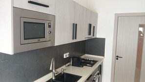Private kitchen - 2 bedroomsmodern fully-equipped residence with swimming pool and gym (Dakar)