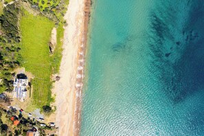 On the beach - Beachfront Nest Memi, Koroni-Seaheaven House A4 (Koroni)