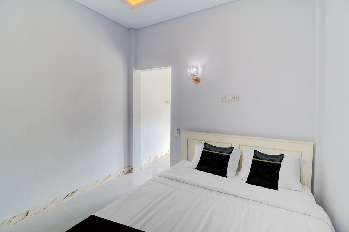 Chambre Deluxe double | Literie de qualité, bureau, accÚs au Wi-Fi (inclus), literie fournie