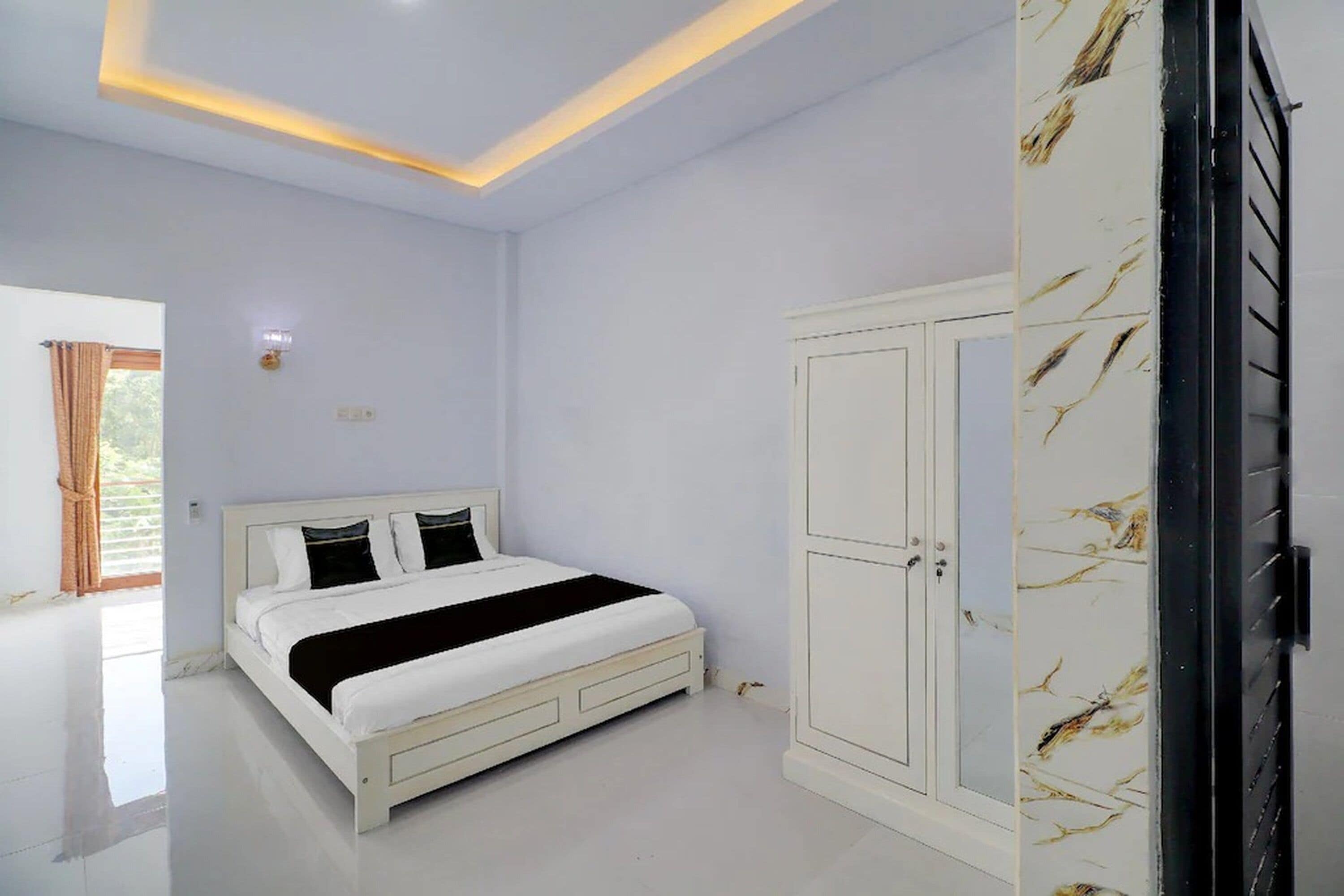 Standard Double Room | Premium bedding, desk, free WiFi, bed sheets