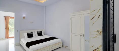 Standard Double Room | Premium bedding, desk, free WiFi, bed sheets