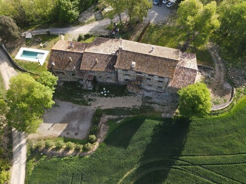 Holiday Home 'Can Blanc - 11 Persones' with Mountain View, Shared Pool and Wi-Fi