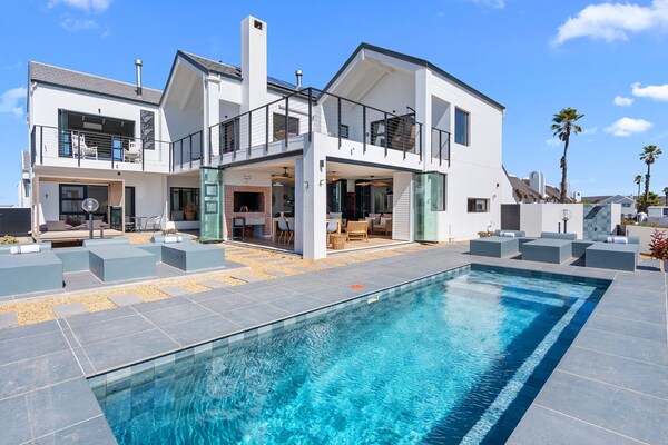 Cest La Vie Beach Villa - Western Cape