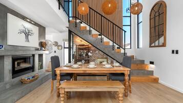 House (4 Bedrooms) | Interior