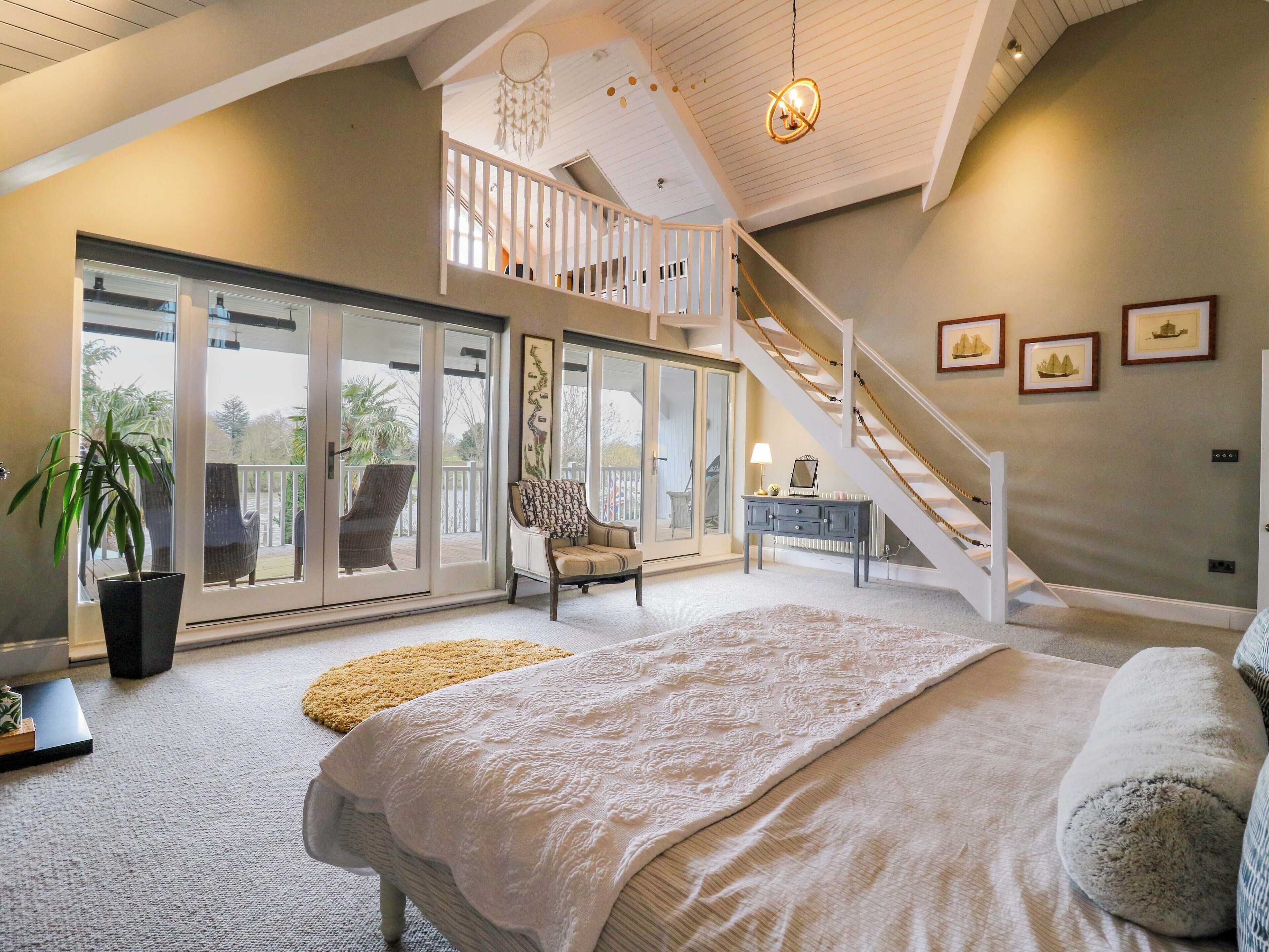 3 soverom, individuelt dekorert og individuelt innredet