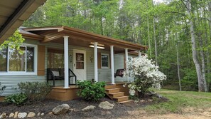 Exterior - Cozy wood cabin/house nestled in the North Carolina mountains. (Lenoir)