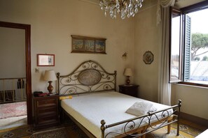 Room - Villa Lilly, a short walk from the historic center of Lucca (Lucca)