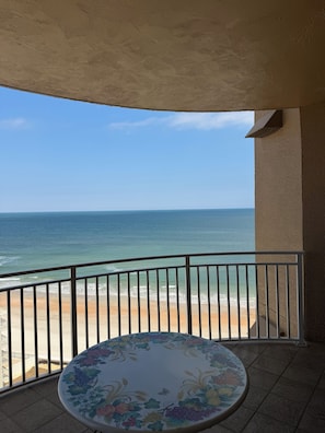 Property grounds - Oceanfront Escape Beach Pool Resort (Daytona Beach Shores)