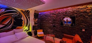 1 chambre, accès au Wi-Fi (inclus), literie fournie