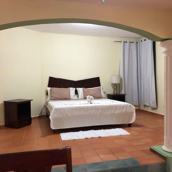 Classic Double or Twin Room, Lanai, Courtyard View - Hotel Restaurante La Cueva (Miches)