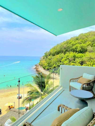 Stunning Beachfront Property