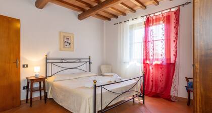 Holiday Home 'L'antia Valle - Turane' with Shared Pool, Shared Garden and Wi-Fi