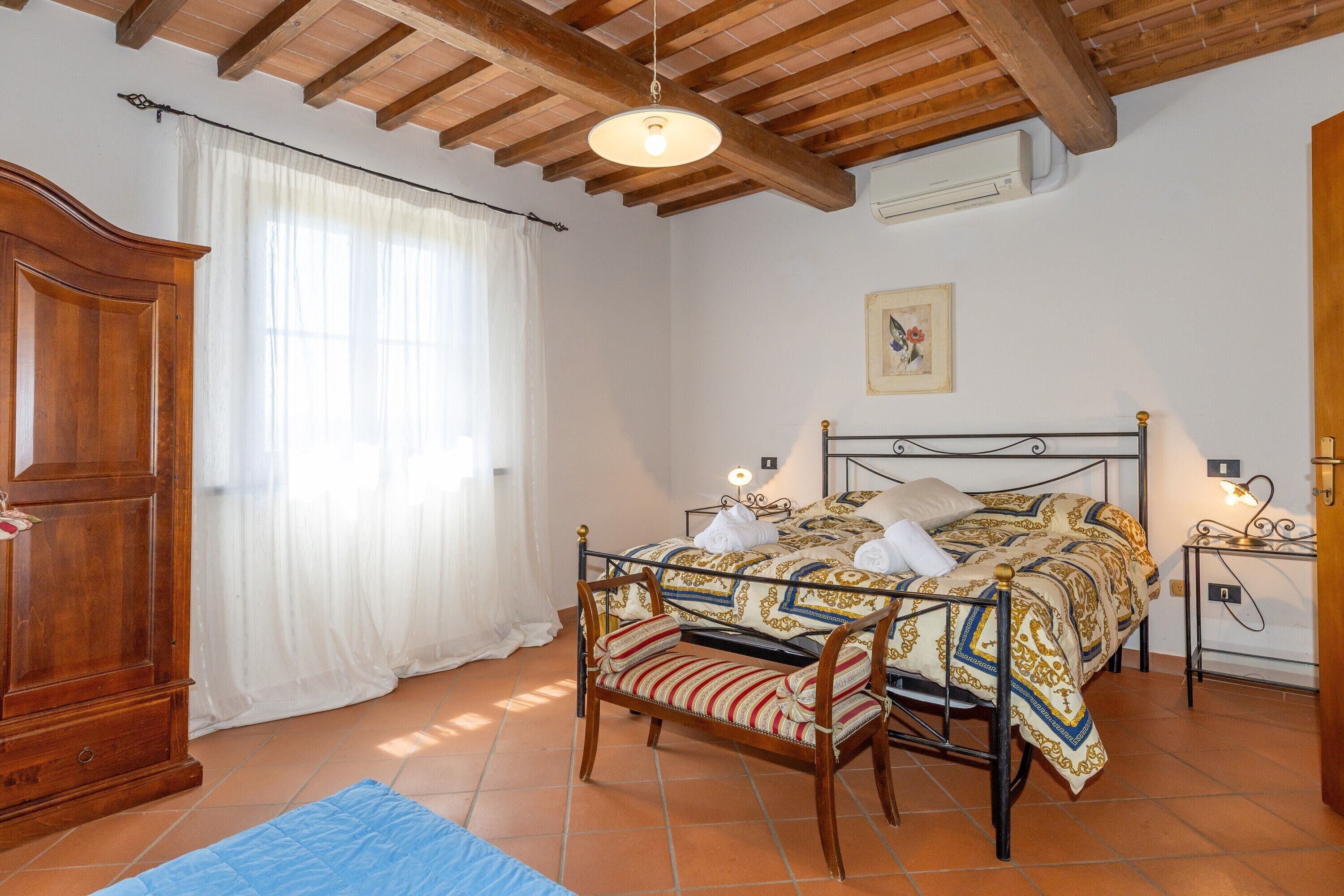 1 室のベッドルーム、WiFi、ベッドシーツ