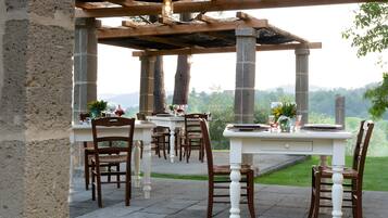 Ristorazione all'aperto