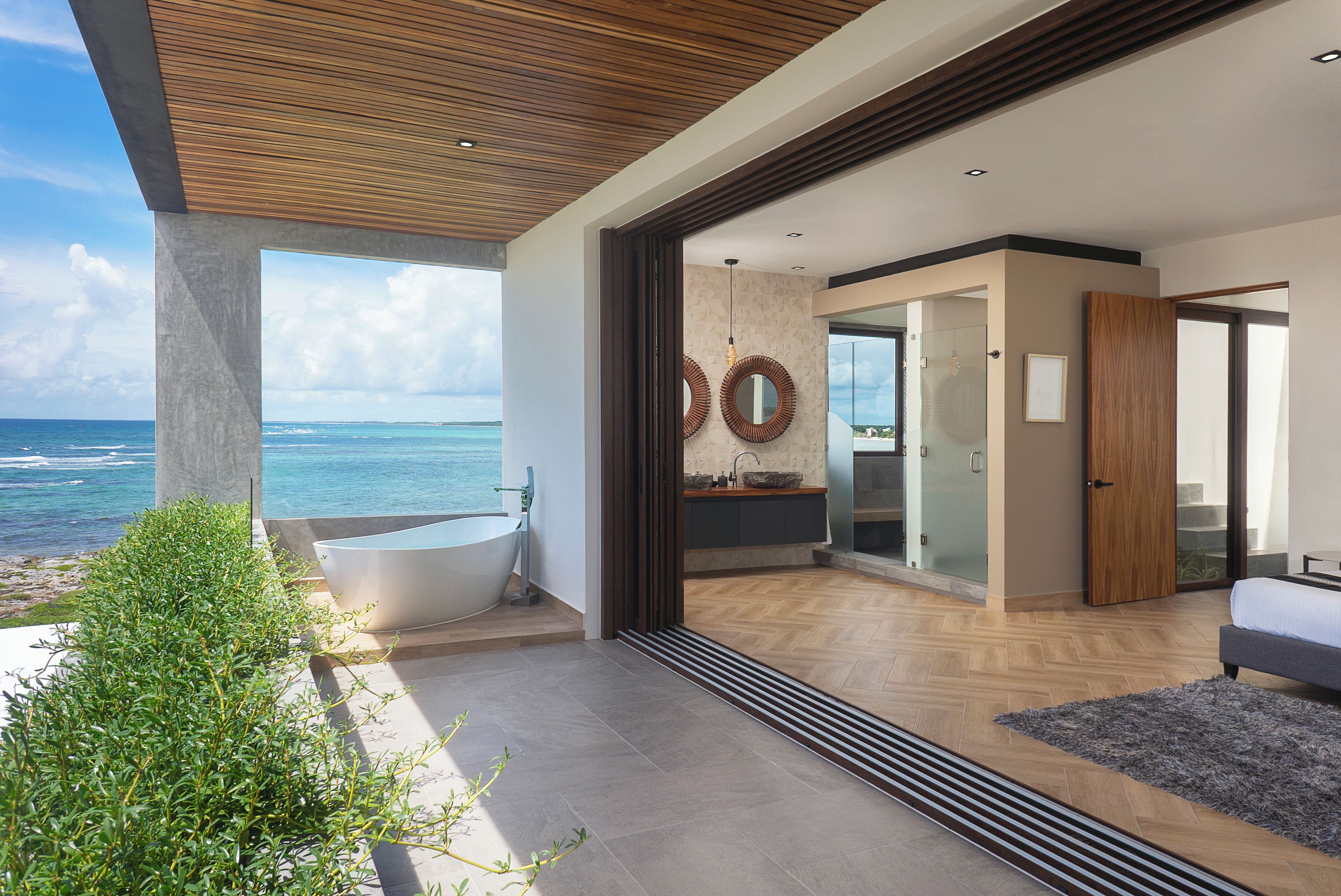 8 bedrooms, iron/ironing board, WiFi, bed sheets