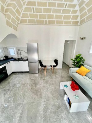 Unclassified image, 3 of 15, button - Il Rifugio - Marettimo (Marettimo)