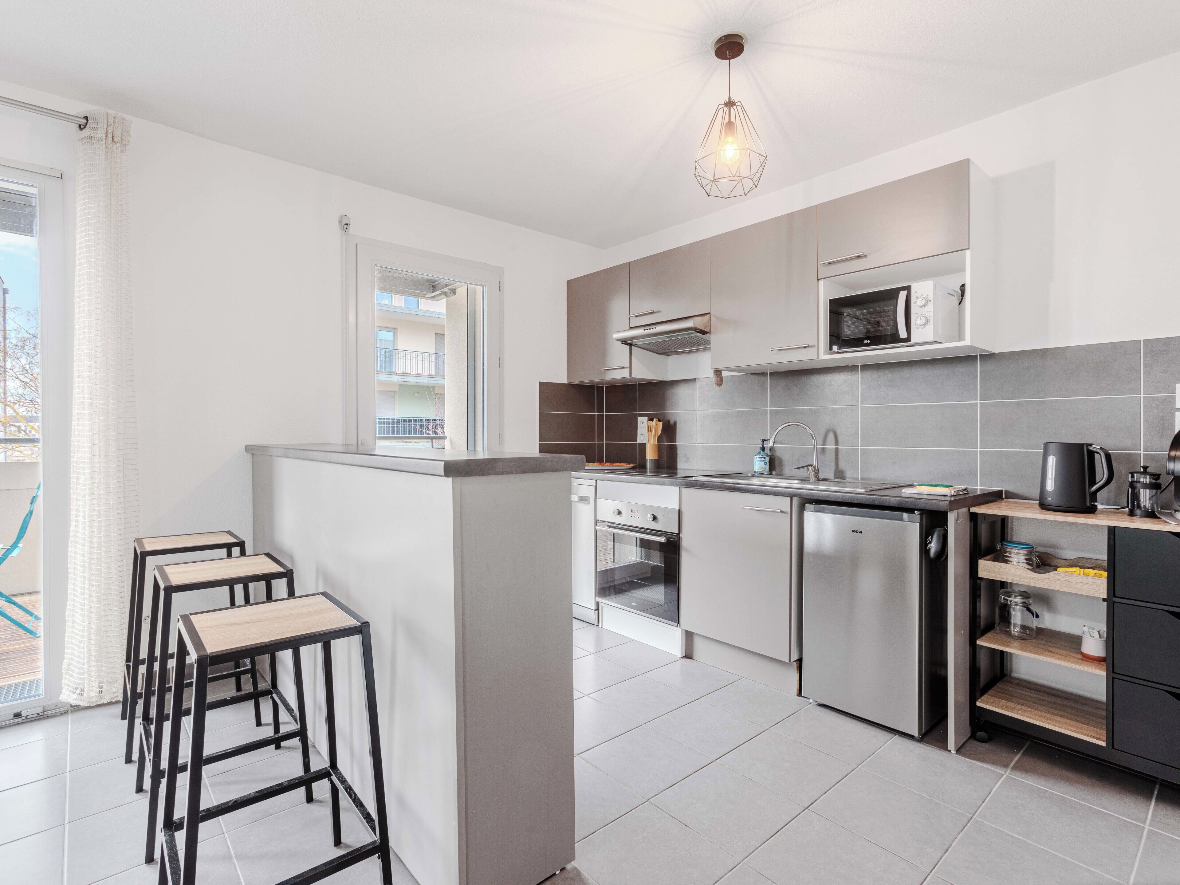 Fridge, microwave, oven, dishwasher