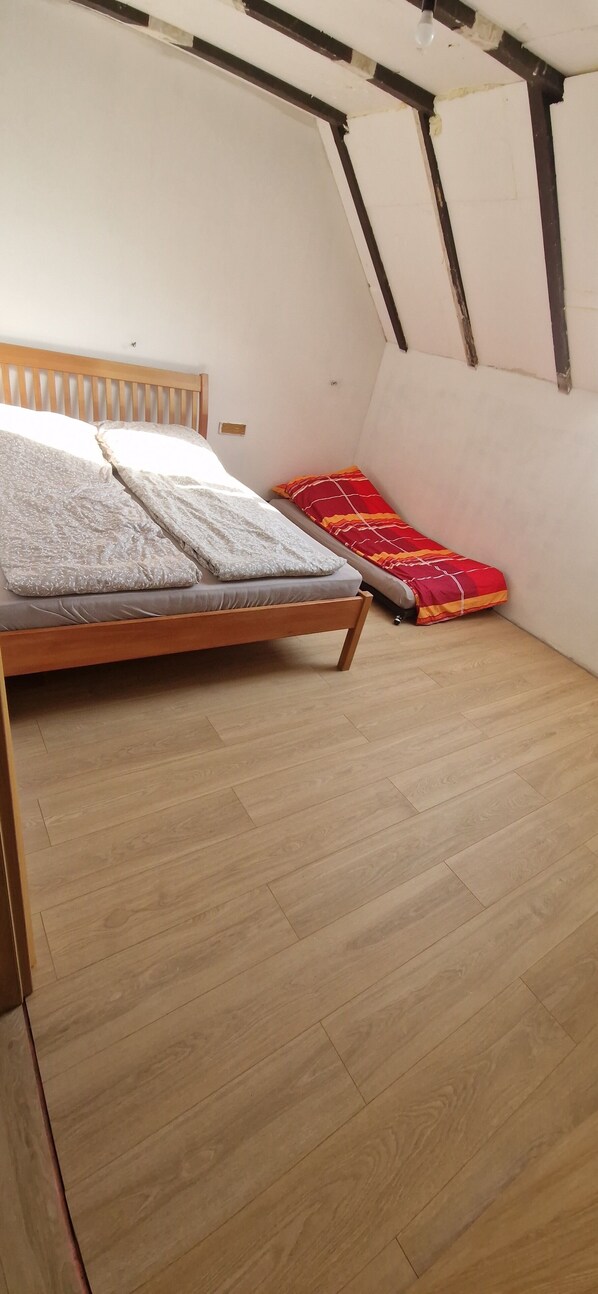 6 chambres, Wi-Fi, draps fournis