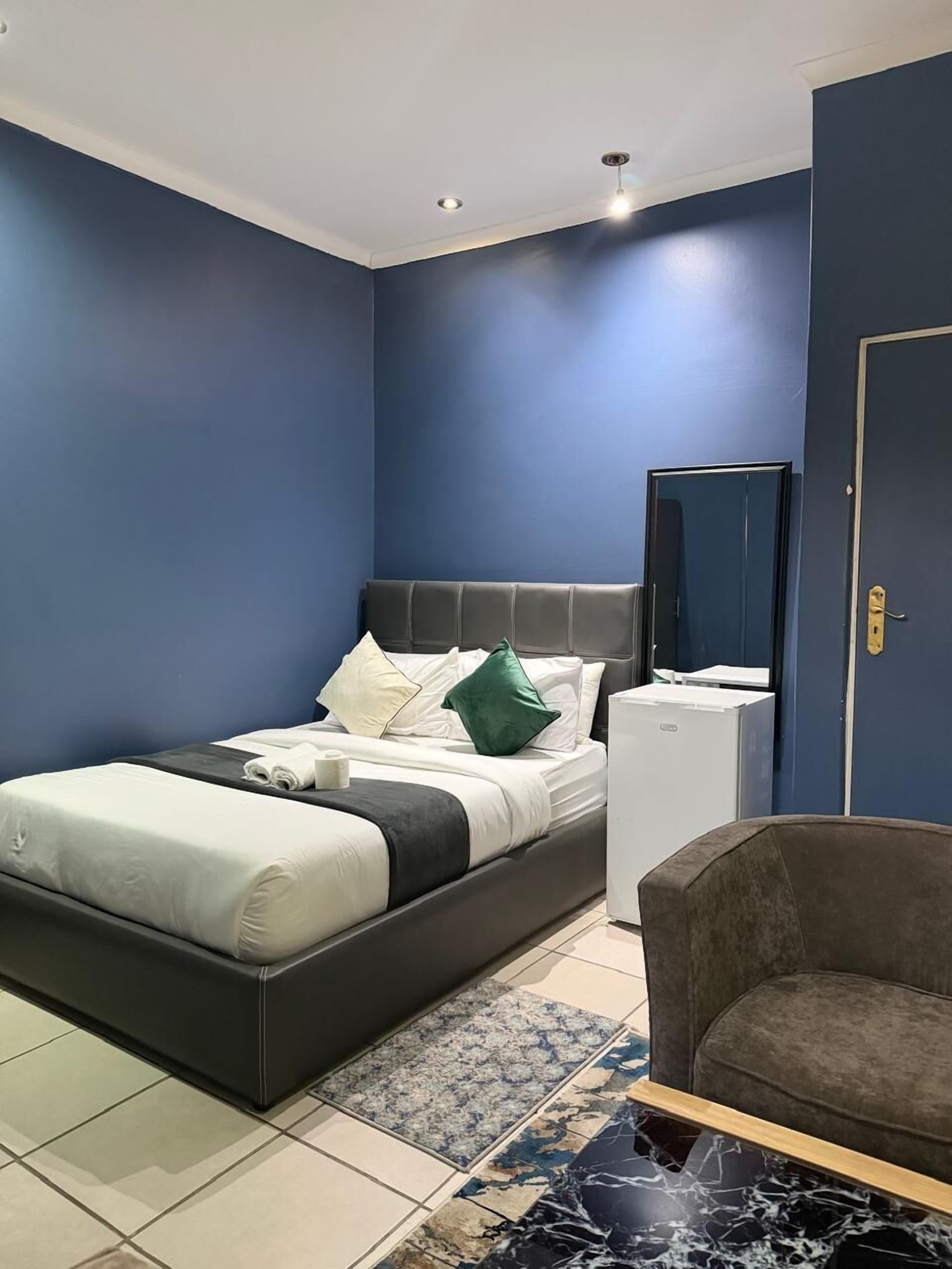 Standard Double Room | Free WiFi