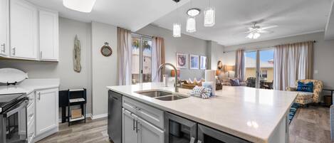 Appart'hôtel, plusieurs lits (The Dunes 100) | Cuisine privée