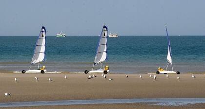 MERLIMONT -BIG APARTMENT WITH TERRACE -NEAR BEACH -FREE PARKING