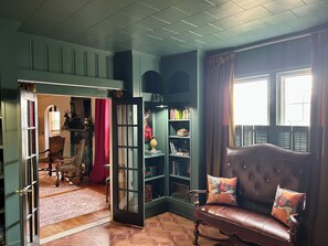 Interior - Fox Hall Cottage:  Come stay and enjoy this beautiful British cottage (Fountain Inn)
