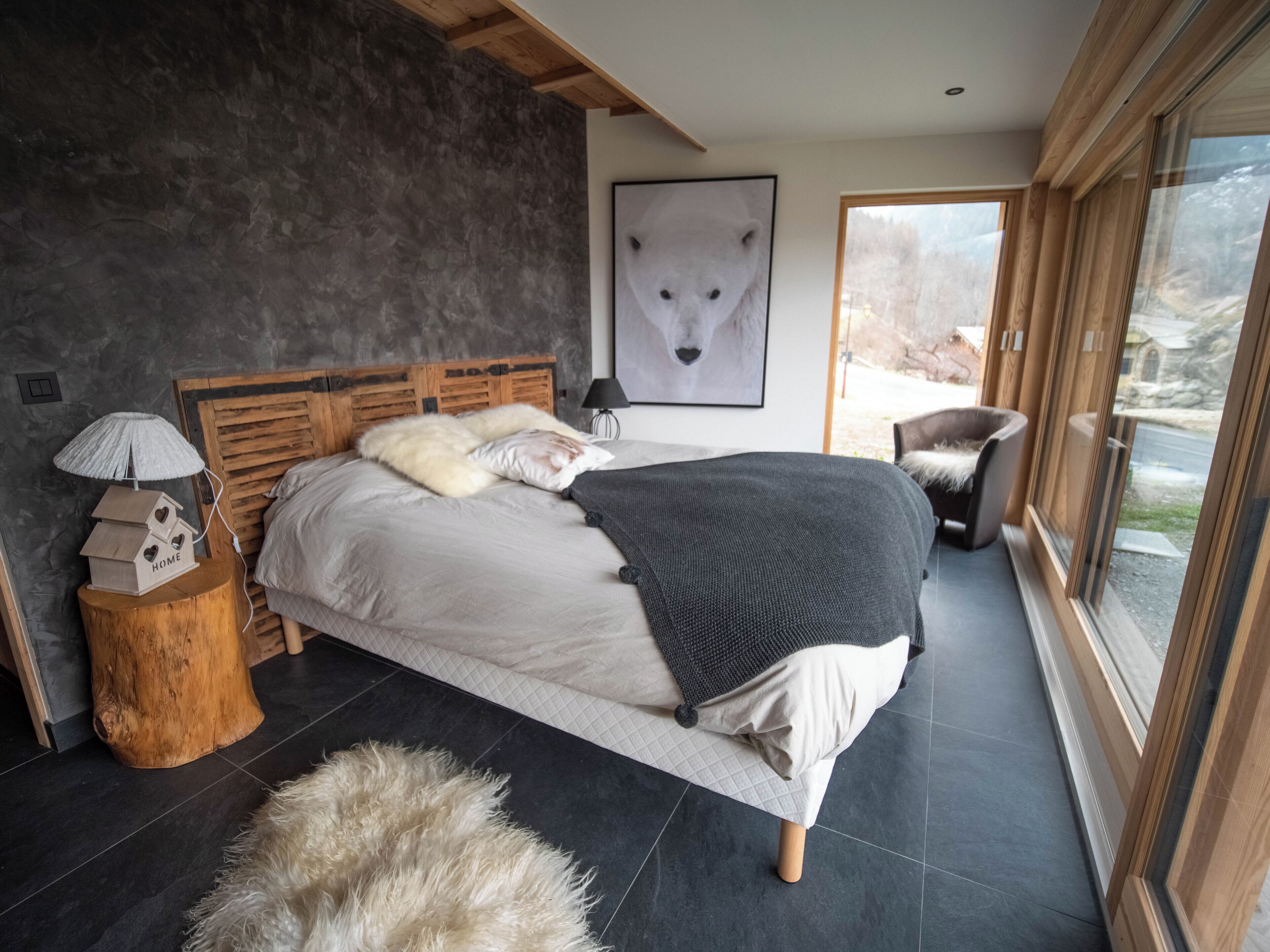 3 間睡房、熨斗/熨衫板、上網、床單