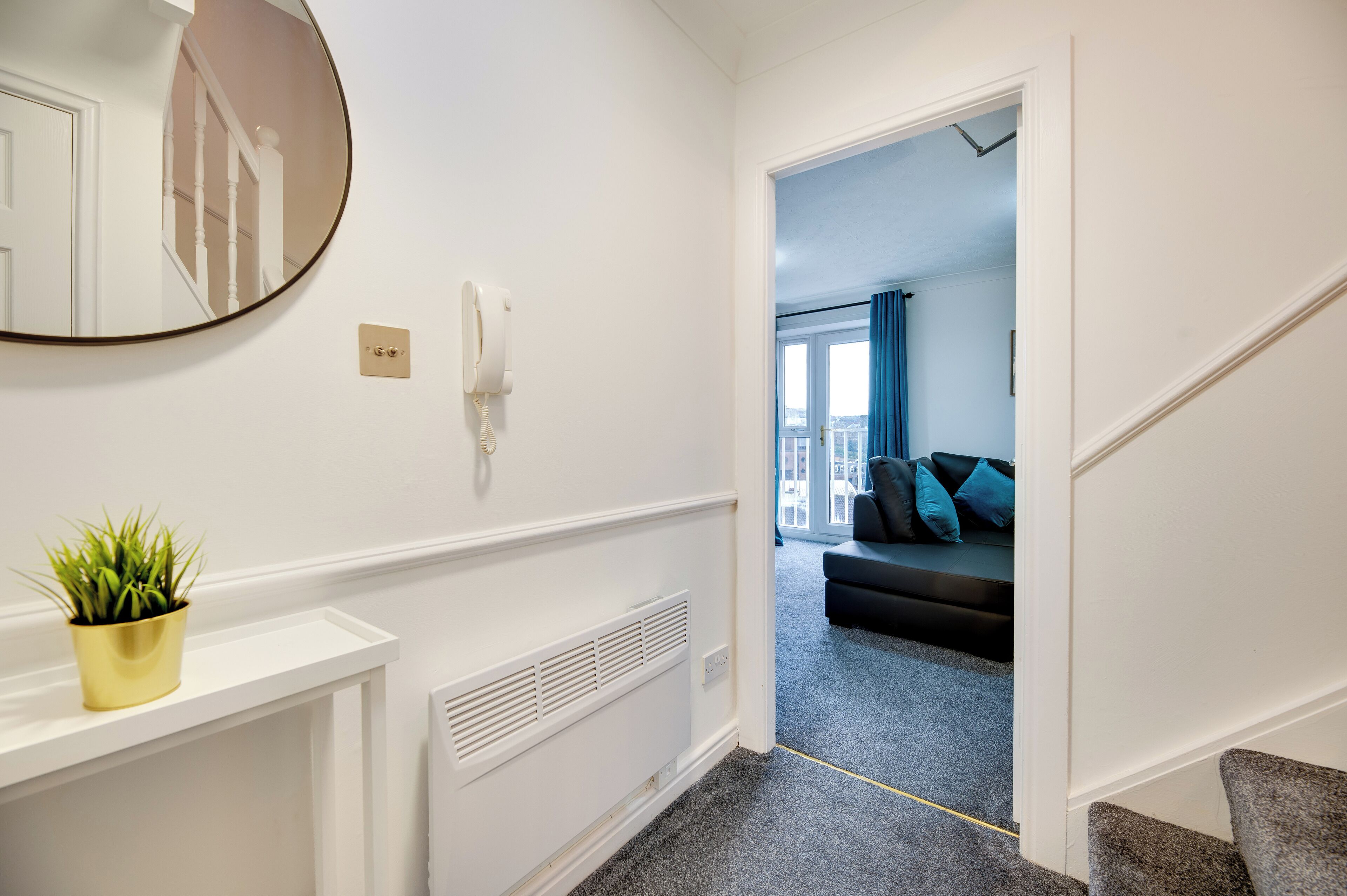 디지털 채널 시청이 가능한 43인치 스마트 TV