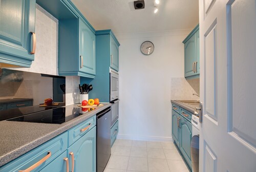 Watch Tower Apartment by Week2Week