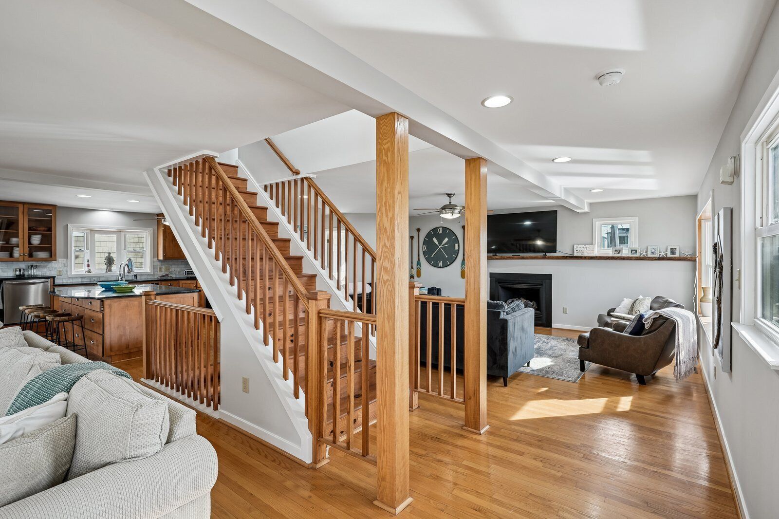 Una Smart TV, libros