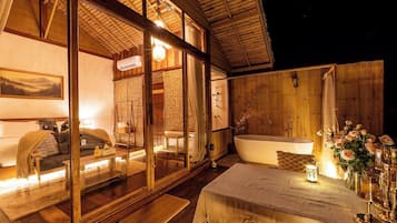 Deluxe Villa, Balcony, Hill View | Free WiFi